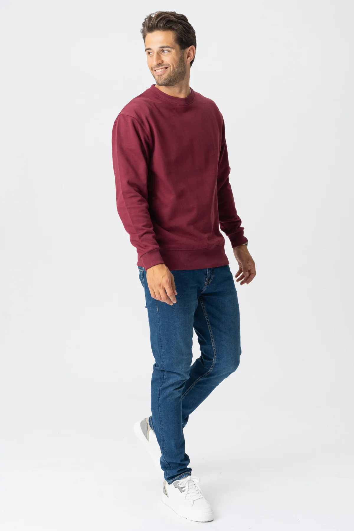 Basic Crewneck - Bourgogne Red – Image 3