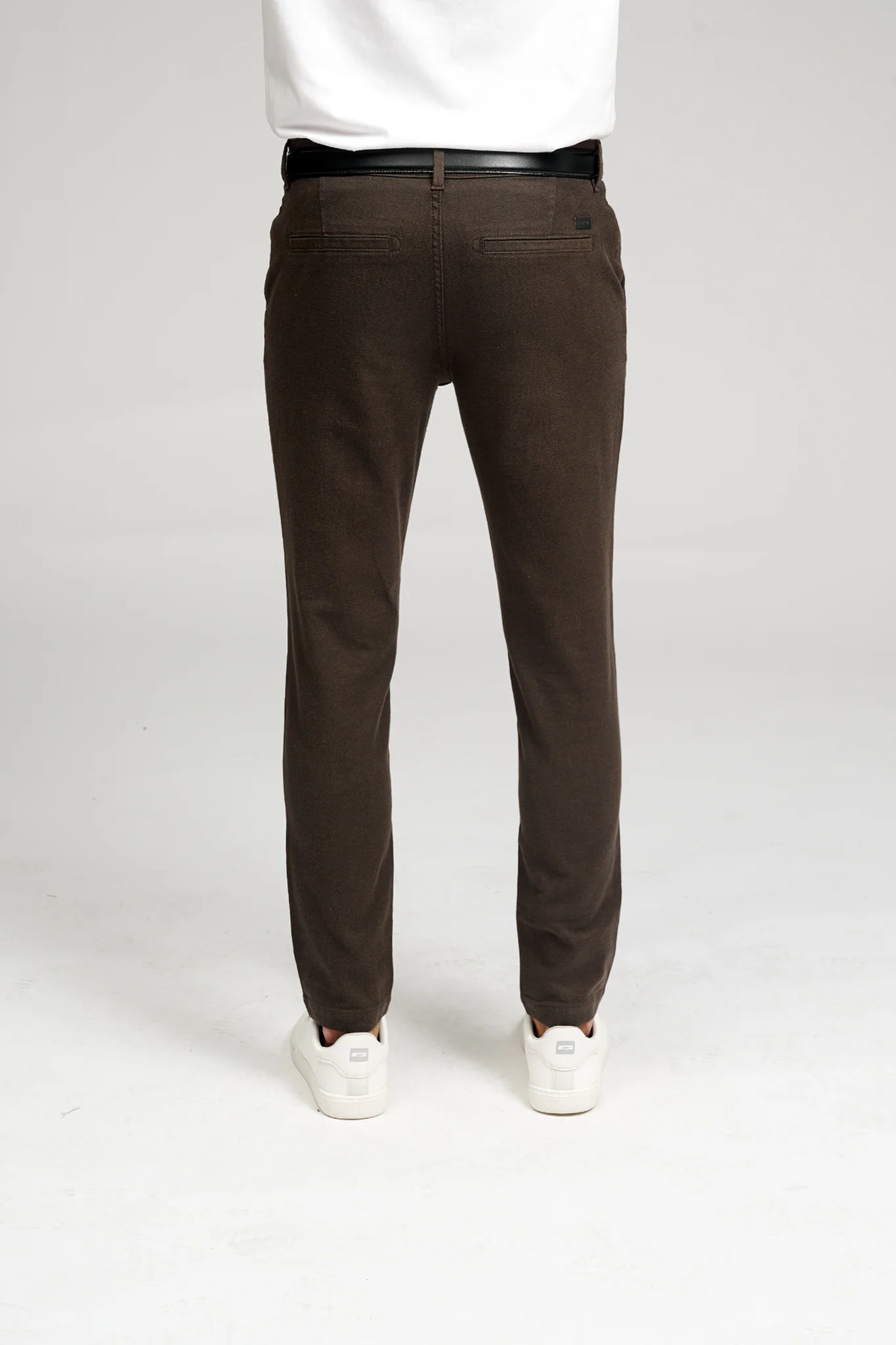 La performance originale Structure Pantalon - brun foncé – Image 4