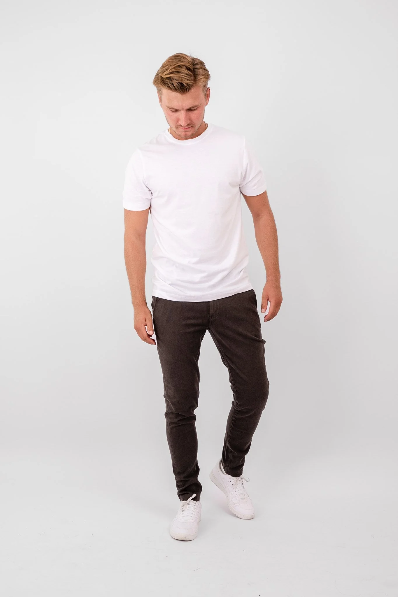 La performance originale Structure Pantalon - brun foncé – Image 8