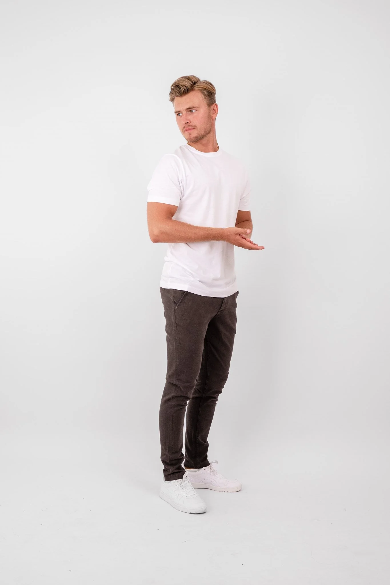 La performance originale Structure Pantalon - brun foncé – Image 9