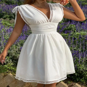 Robe champêtre mariage décolletée plongeante