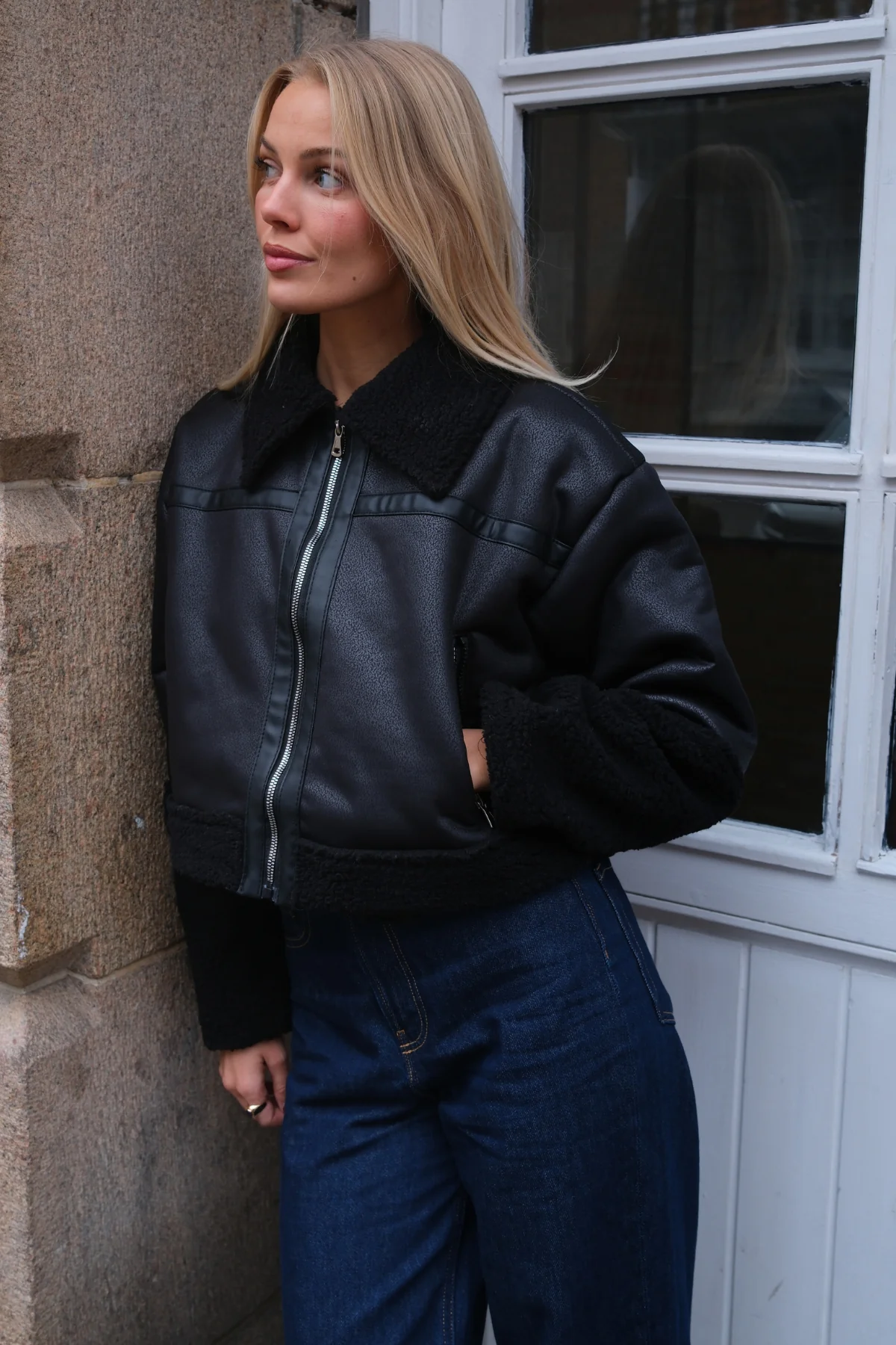 Veste de shearling de marguerite - noir / noir – Image 2