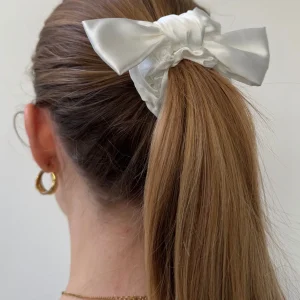 Bow Scrunchie - blanc