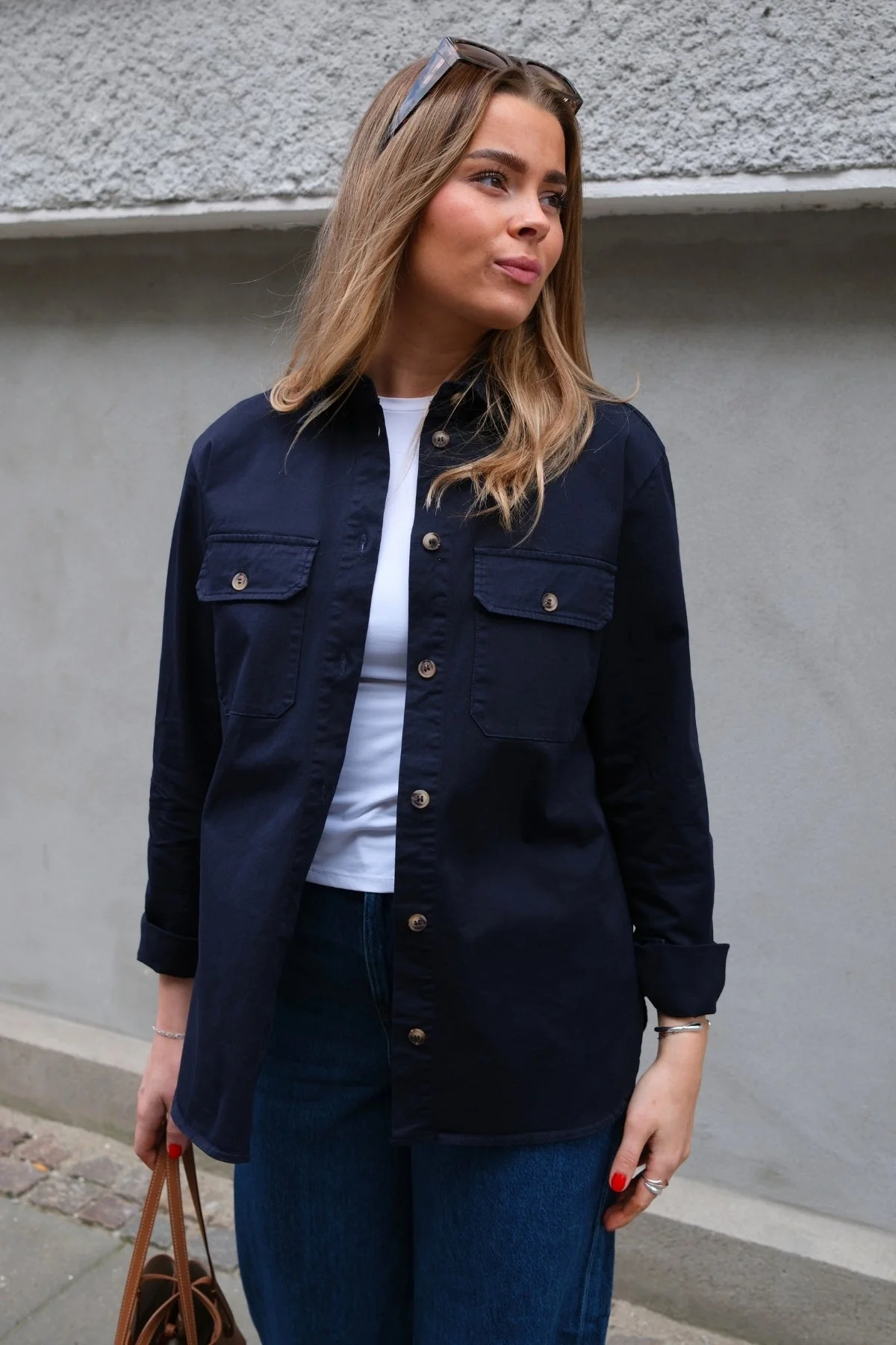 Chemise en sergé Amber - Marine – Image 2