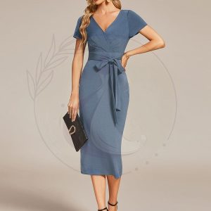 Robe décontractée fourreau à col en V et à taille nouée à manches courtes