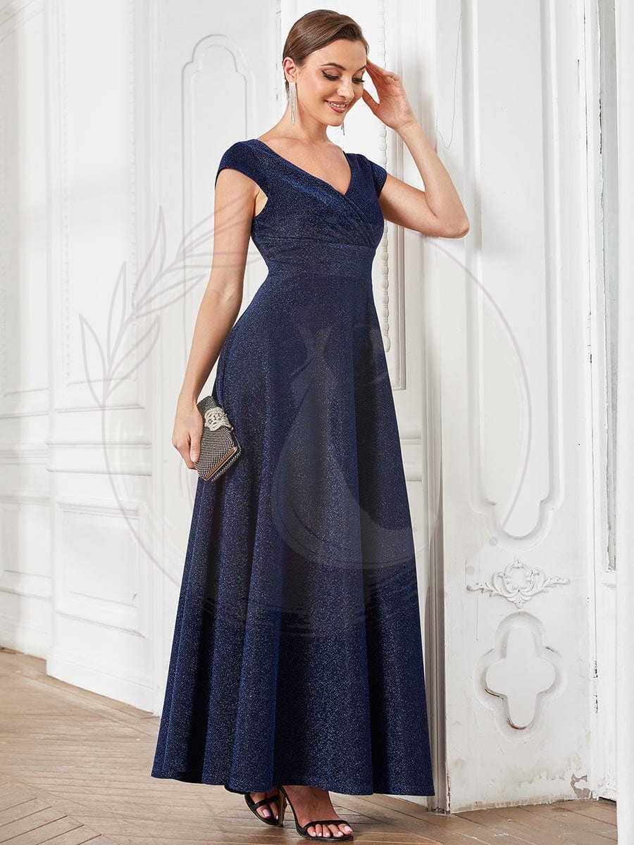 Robe de soirée trapèze plissée à manches courtes et col en V – Image 5