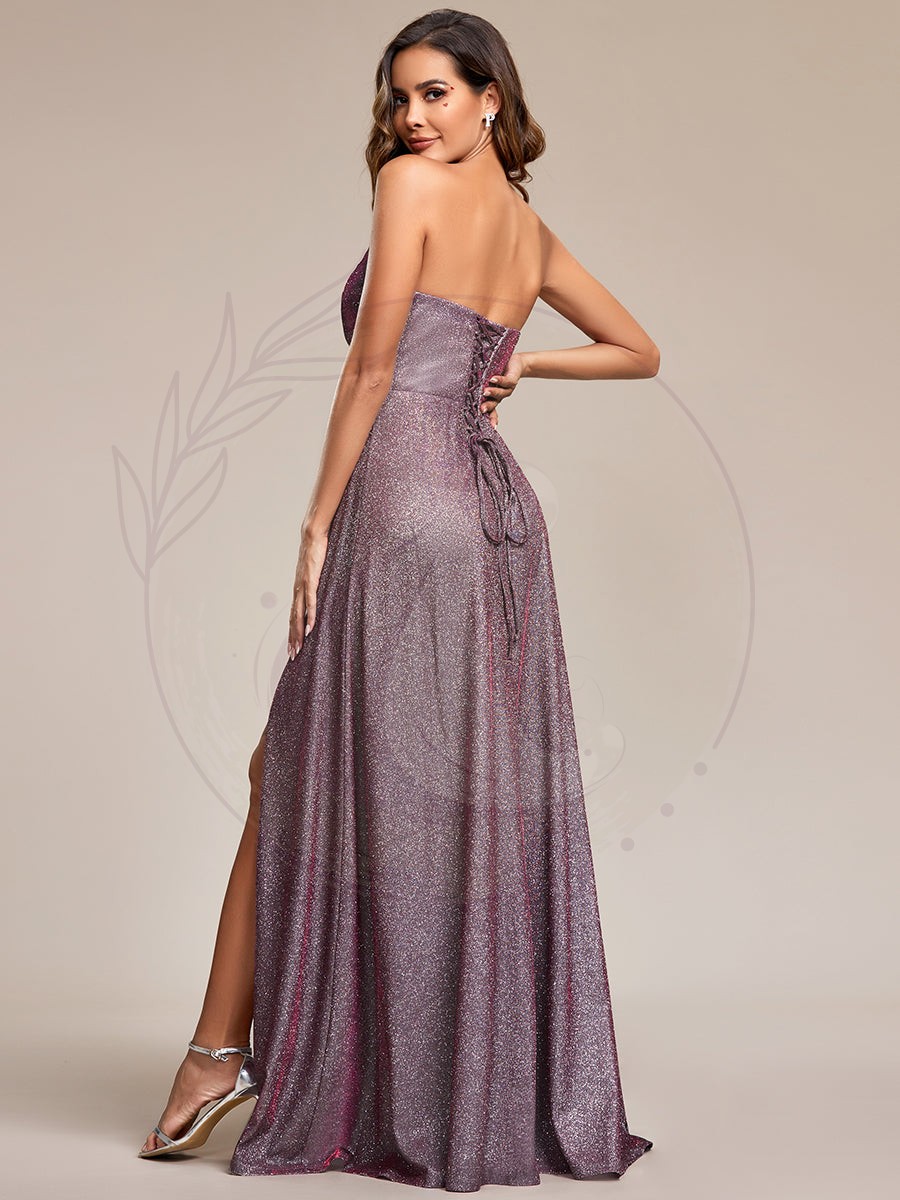 Robe de soirée trapèze scintillante sans bretelles plissée dans le dos avec fente haute – Image 4