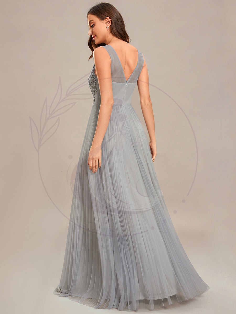 Robe de soirée en tulle trapèze sans manches avec corsage brodé d’appliques exquises – Image 3