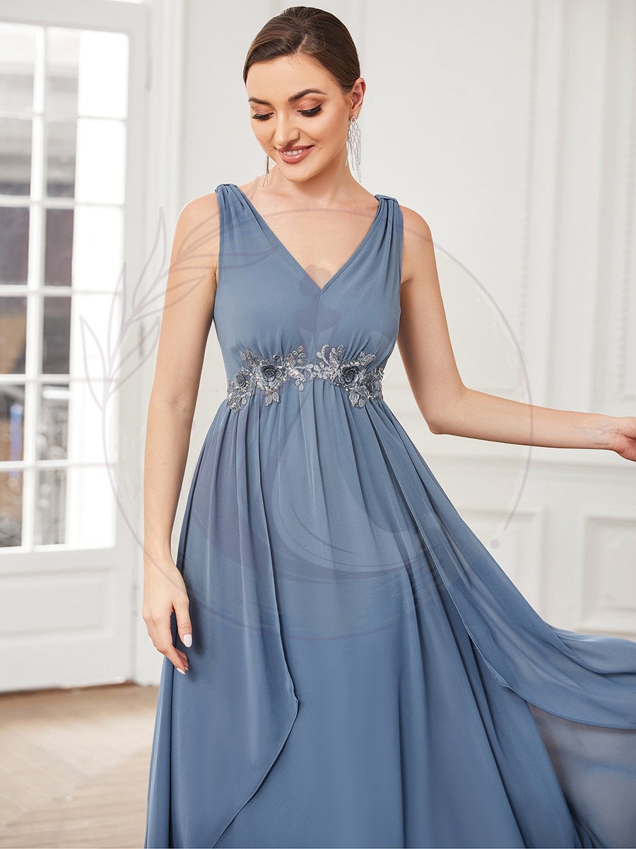 Robe de soirée trapèze en mousseline de soie à col en V et sans manches – Image 6