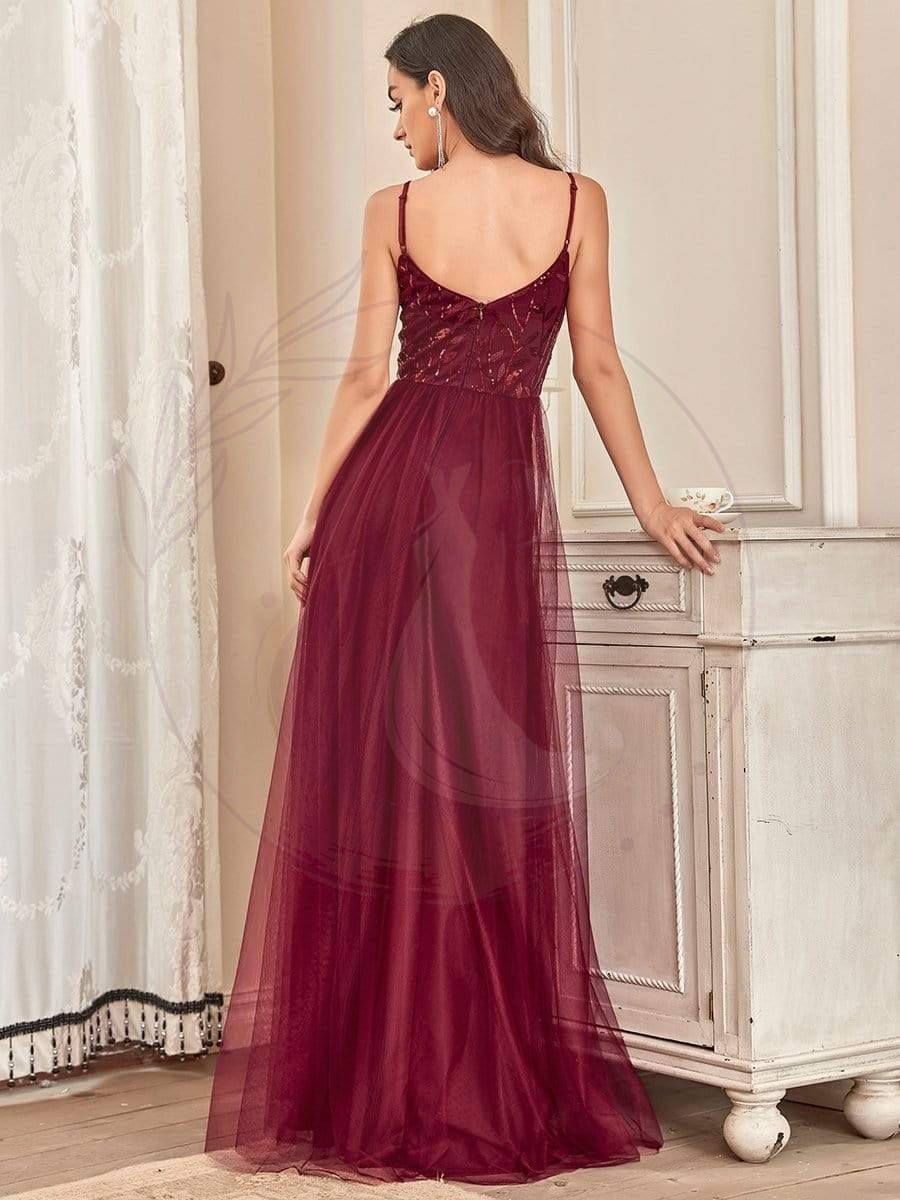 Robe demoiselle d’honneur en tulle à col en V et bretelles minces brodées au sol – Image 7