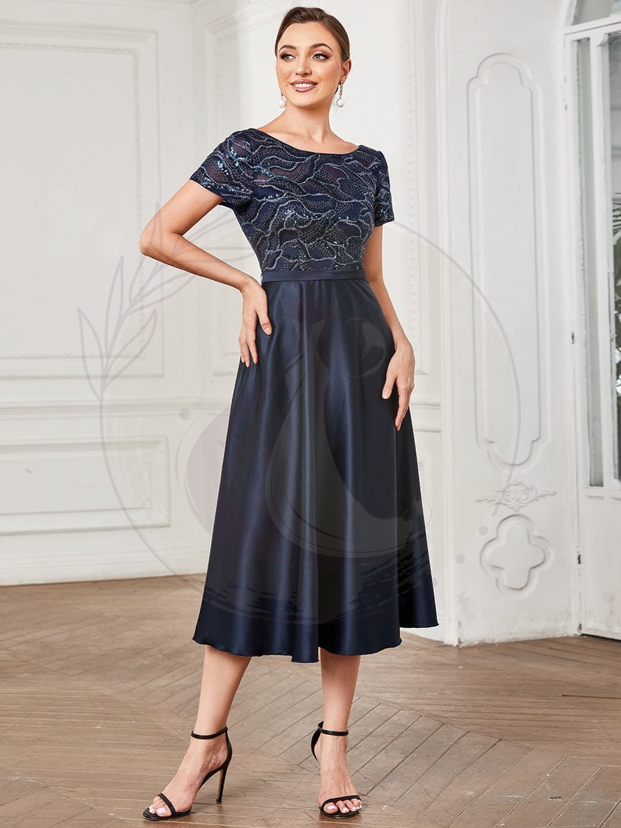 Robe mère de la mariée mi-longue en dentelle à sequins et manches courtes – Image 4