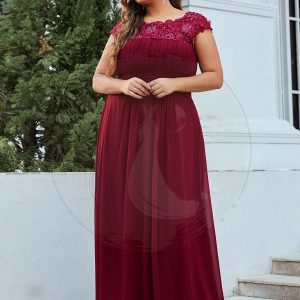 Robe de soirée élégante et flatteuse de grande taille