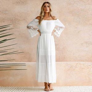 Robe bohème en dentelles manches longues blanche