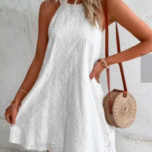 Robe bohème chic blanche décontractée