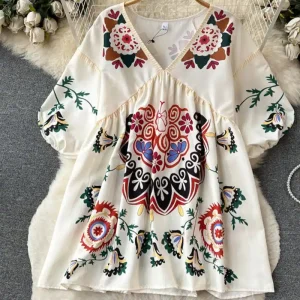 Robe bohème chic saint tropez à imprimée de style ethnique