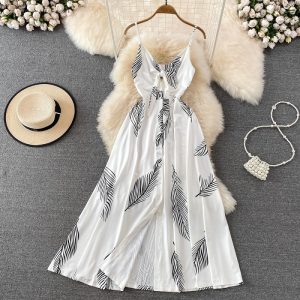 Robe longue bohème chic blanche fines brides imprimé feuilles