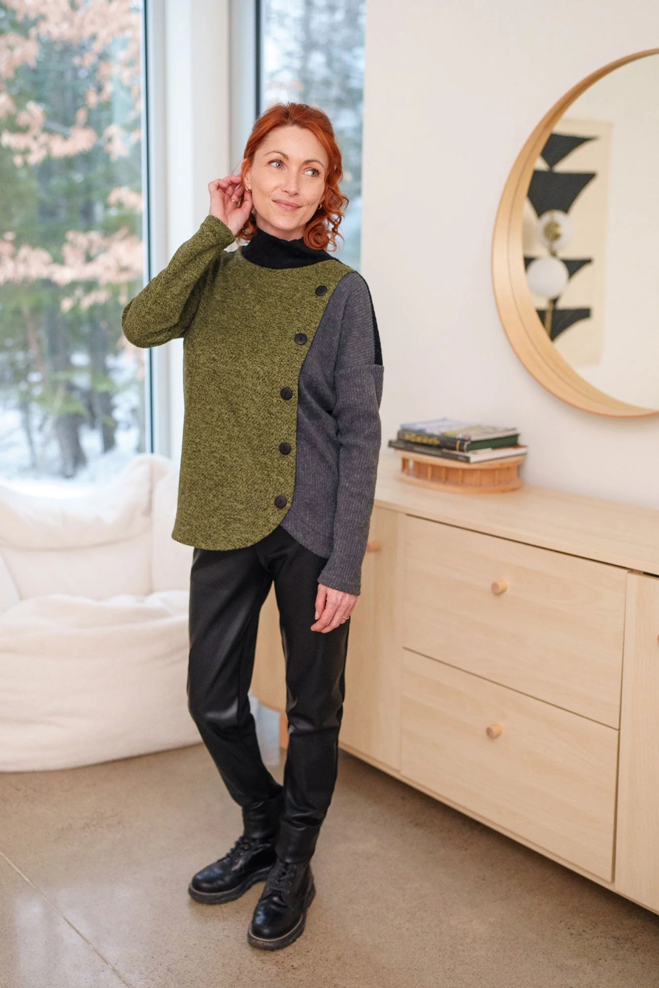 Chandail Col Montant avec Boutons – Image 2