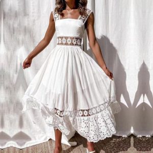 Robe bohème chic dentelle blanche sans brettelles