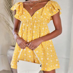 Robe bohème chic dentelle jaune à manches papillon
